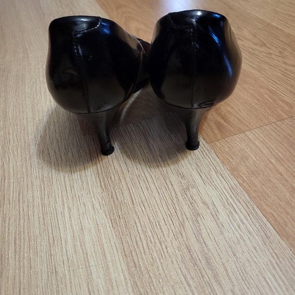 Authentic hermes black leather pump shoes - Picture 4 of 5